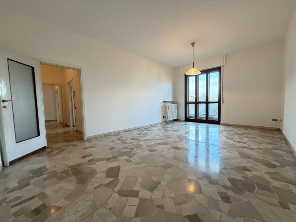 Appartamento a Gorgonzola in Piazza Europa, 5 - Foto 3