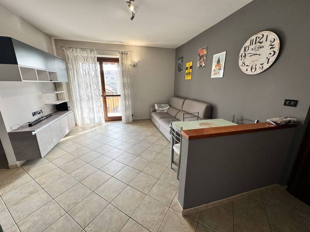 Appartamento a Orbassano in Via dei Fraschei - Foto 4