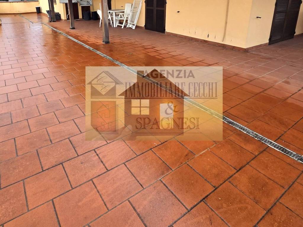 Appartamento a Poggio a caiano in Via Ciro Menotti - Foto 3