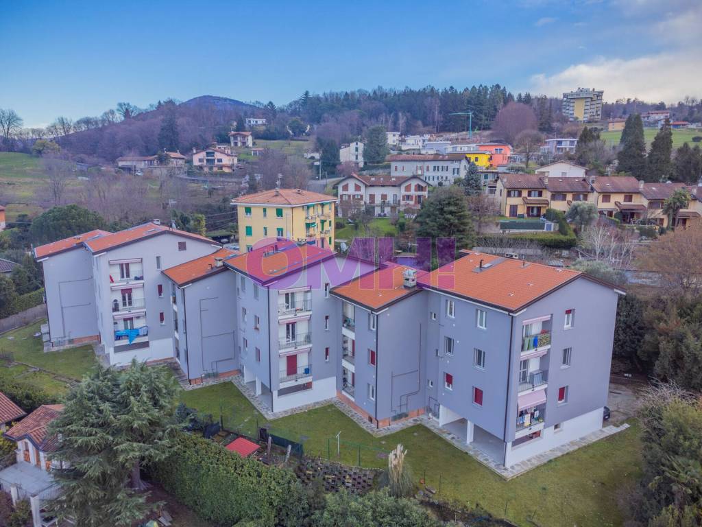 Appartamento a Germignaga in via Cazzane, 26 - Foto 2