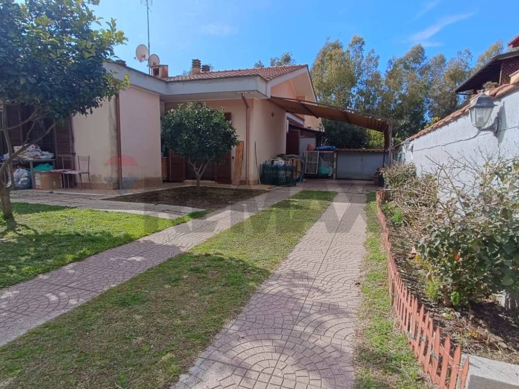 Villa a Ardea - Foto 2