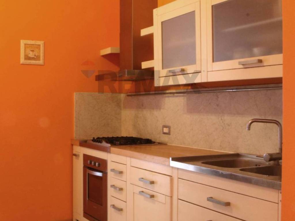 Appartamento a Carrara in Via Giuseppe Garibaldi, 75 - Foto 2