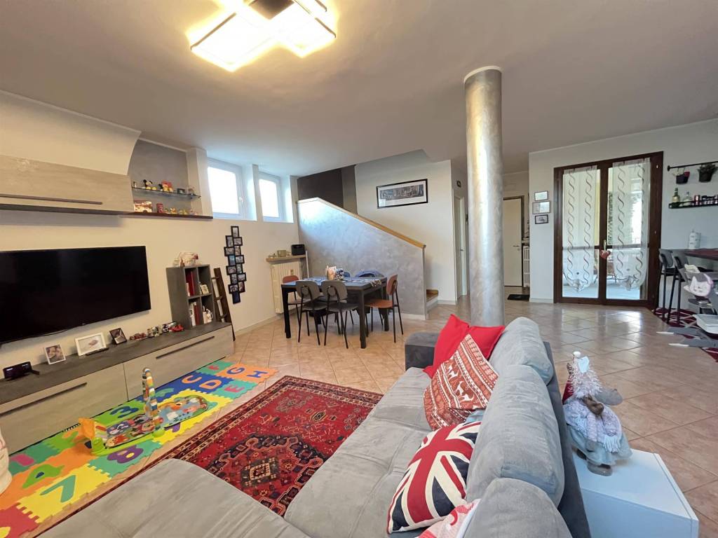 Appartamento a Vigevano in Via Manara Negrone - Foto 5