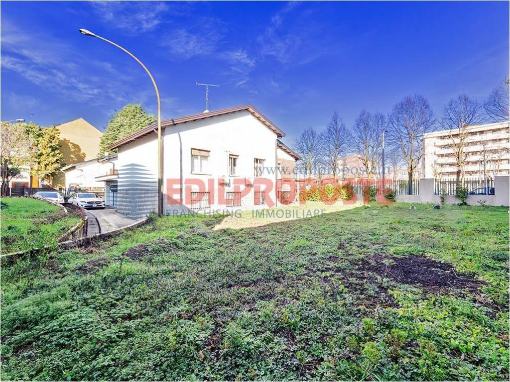 Villa a Limbiate in Via Sardegna, 3 - Foto 5