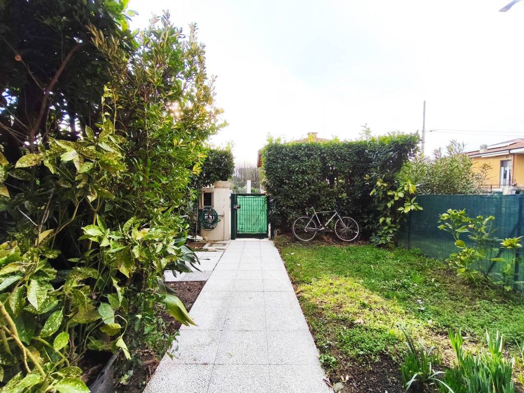 Villetta a schiera a Castano primo - Foto 2