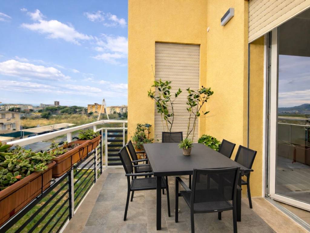 Appartamento a Livorno in Largo Petrolini - Foto 2