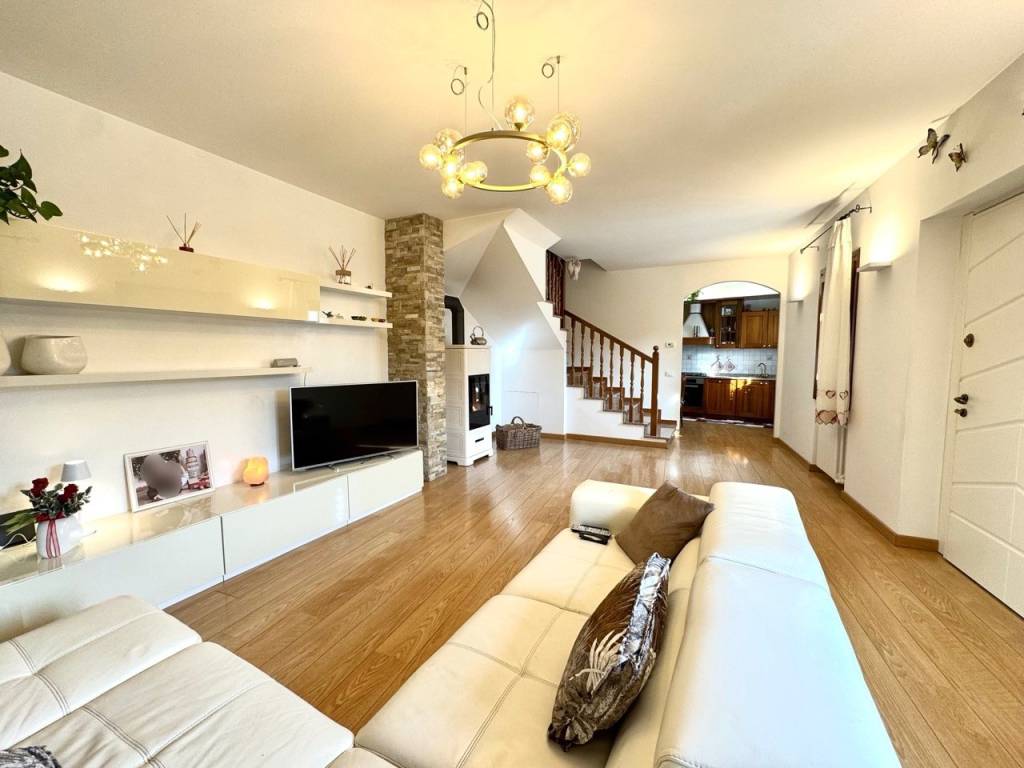 Villa a Lugo di vicenza in Via Vigne, 47 - Foto 3