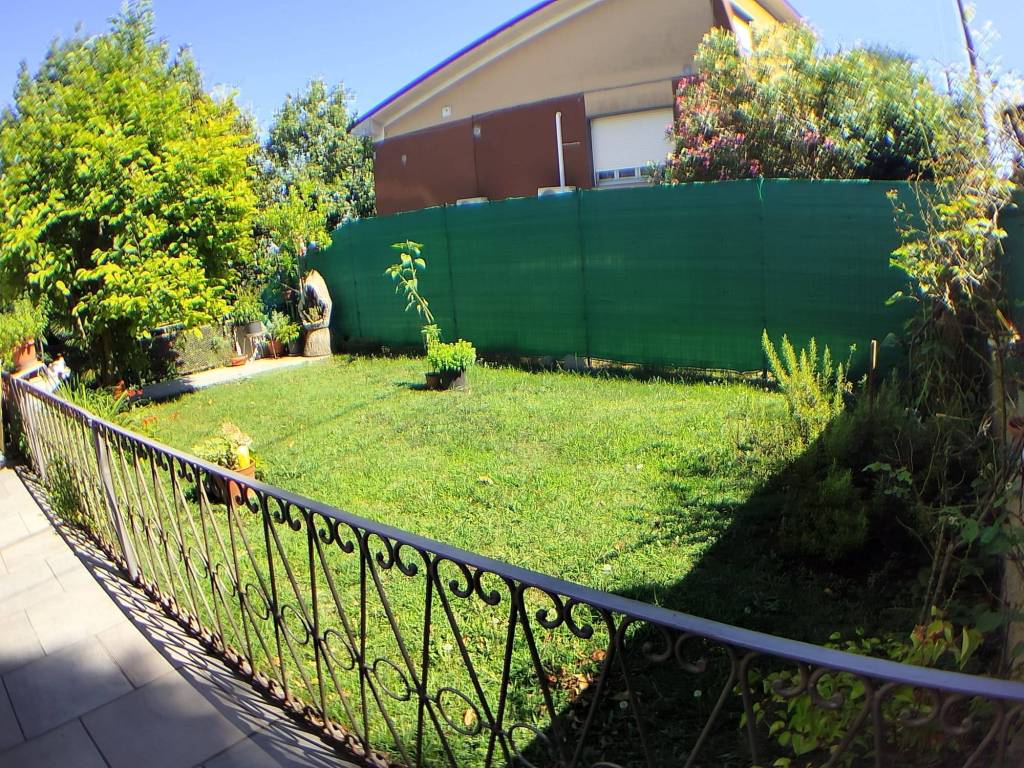 Villa a Cermenate in Via Giuseppe Negrini - Foto 4