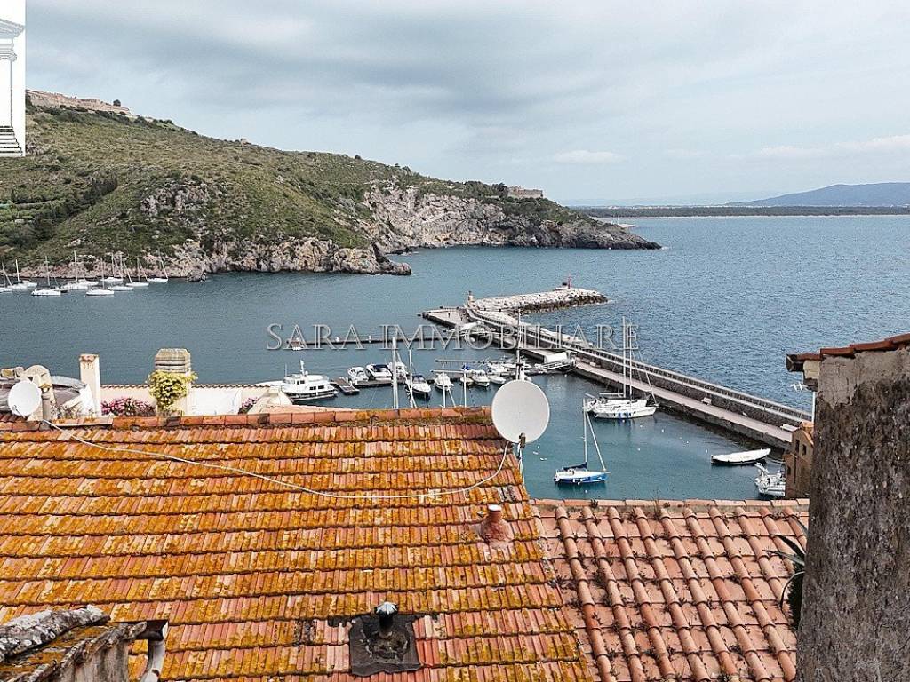 Appartamento a Monte argentario in Piazza Ricasoli, 7 - Foto 2