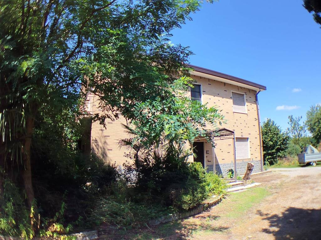 Villa a Rovellasca in Via Carso - Foto 2