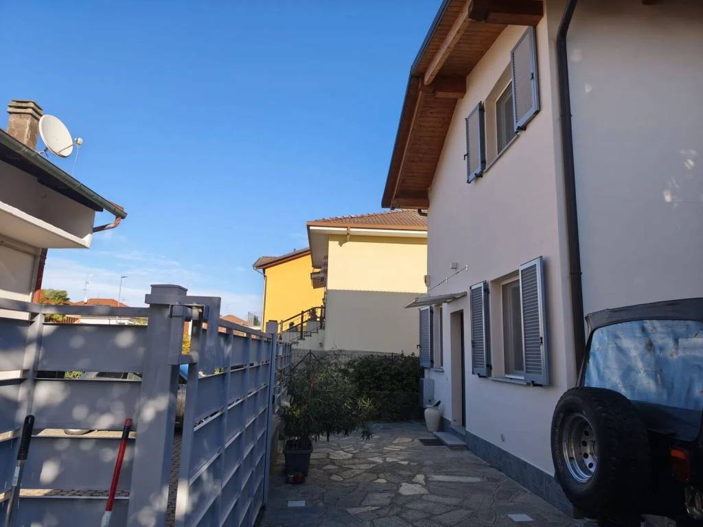 Villa a Vercelli in Via Trieste, 6 - Foto 4