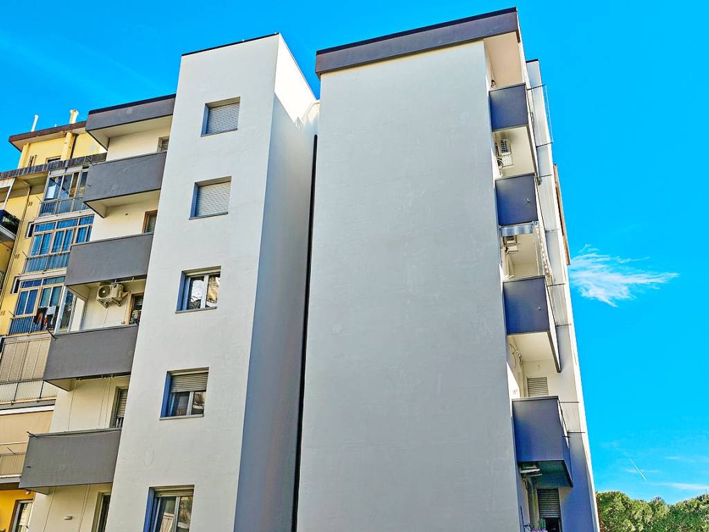 Appartamento a Scandicci in Via Ugo Foscolo - Foto 2