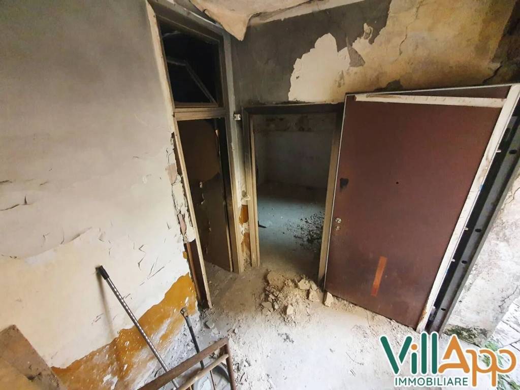 Appartamento a Fondi in Via Camillo Benso Conte Di Cavour, 32 - Foto 4