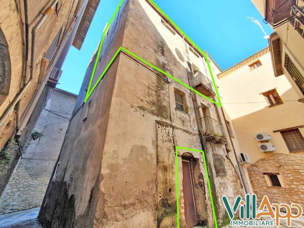 Appartamento a Fondi in Via Camillo Benso Conte Di Cavour, 32 - Foto 2