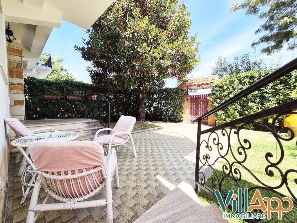 Villa a Fondi in Viale Delle Rose, 15 - Foto 4