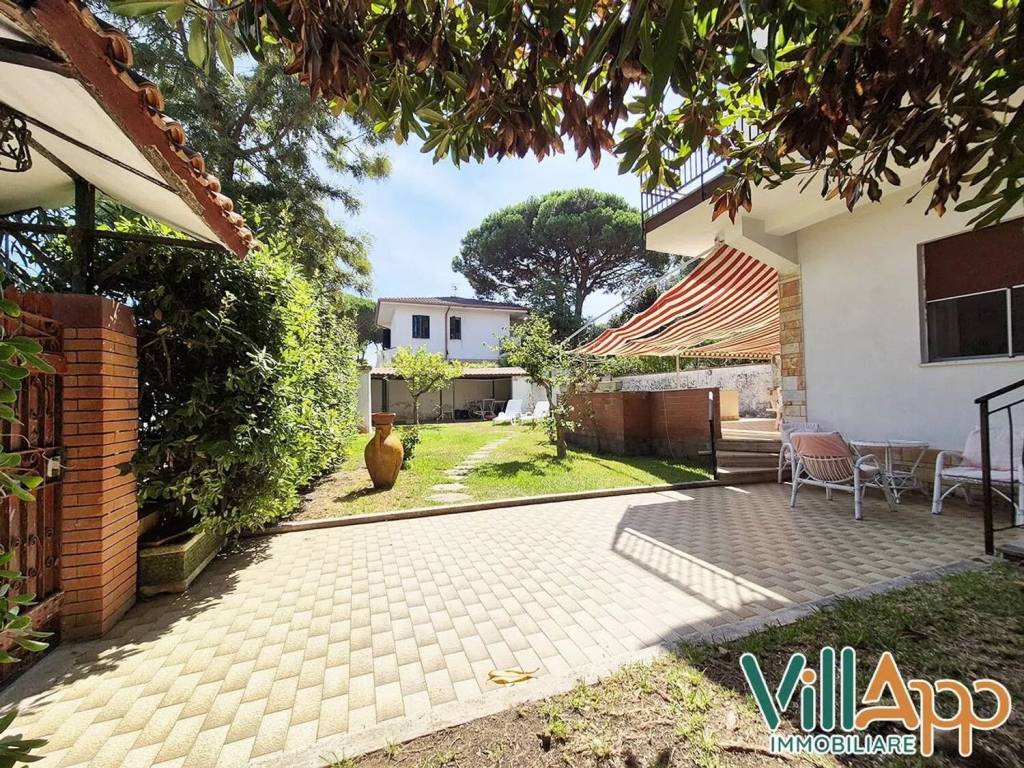 Villa a Fondi in Viale Delle Rose, 15 - Foto 5