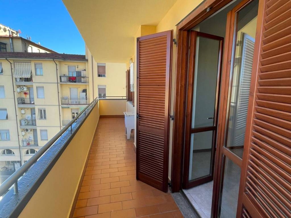 Appartamento a Firenze in Via Empoli - Foto 2