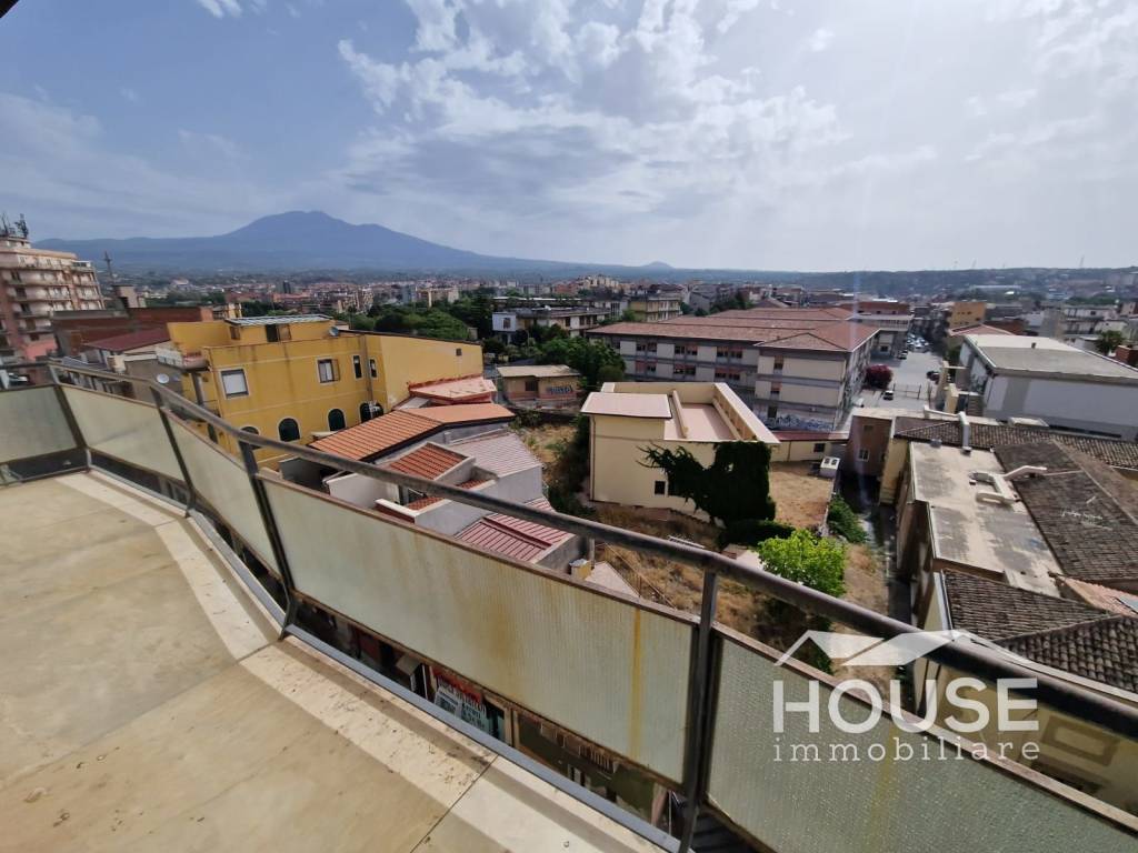 Appartamento a Paternò in Via Gian Battista Nicolosi - Foto 3