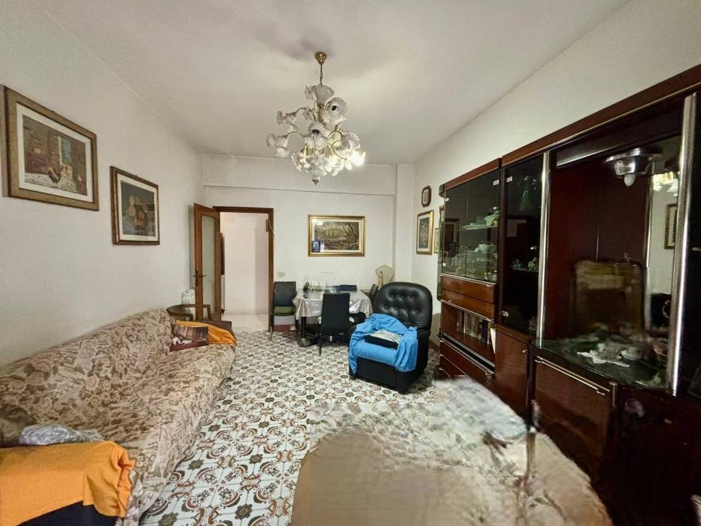 Appartamento a Pomezia in Via Francesco Petrarca - Foto 3