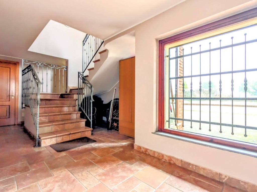 Villa a Valle salimbene in Via Motta San Damiano, 2 - Foto 3