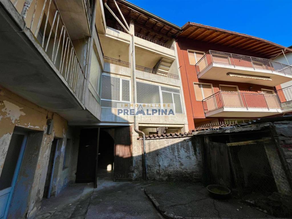 Casa indipendente a Leffe in via san Michele, 21 - Foto 2