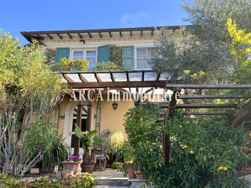 Villa a Pietrasanta - Foto 2