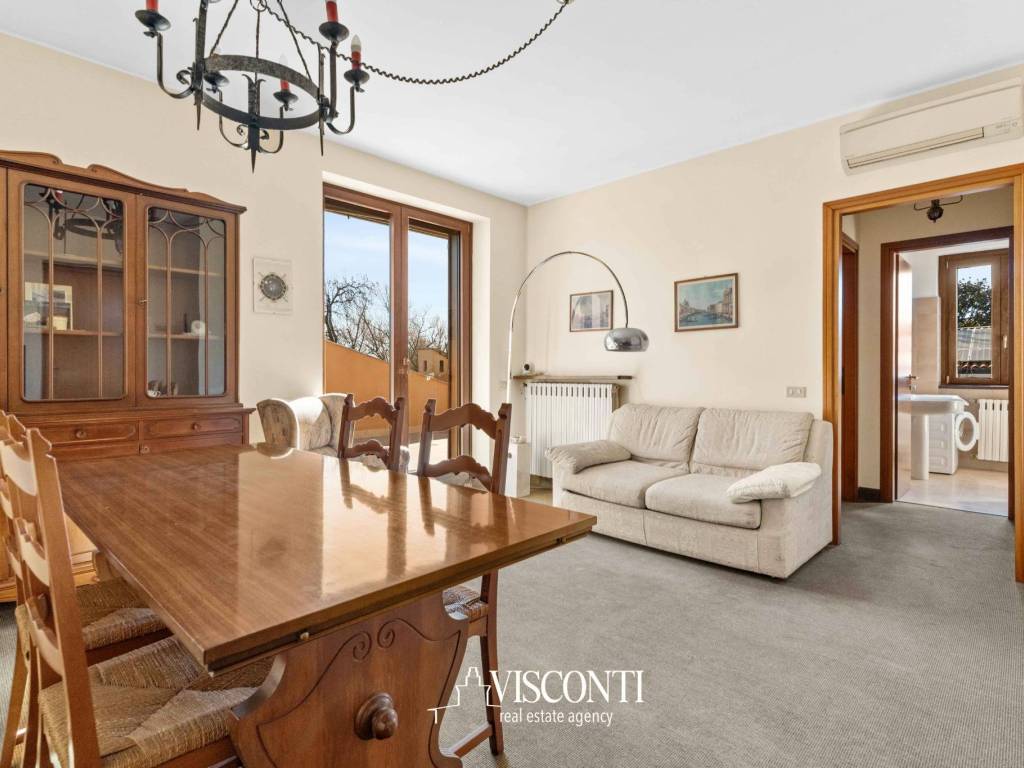 Appartamento a Cusago in Via Ugo Foscolo - Foto 5