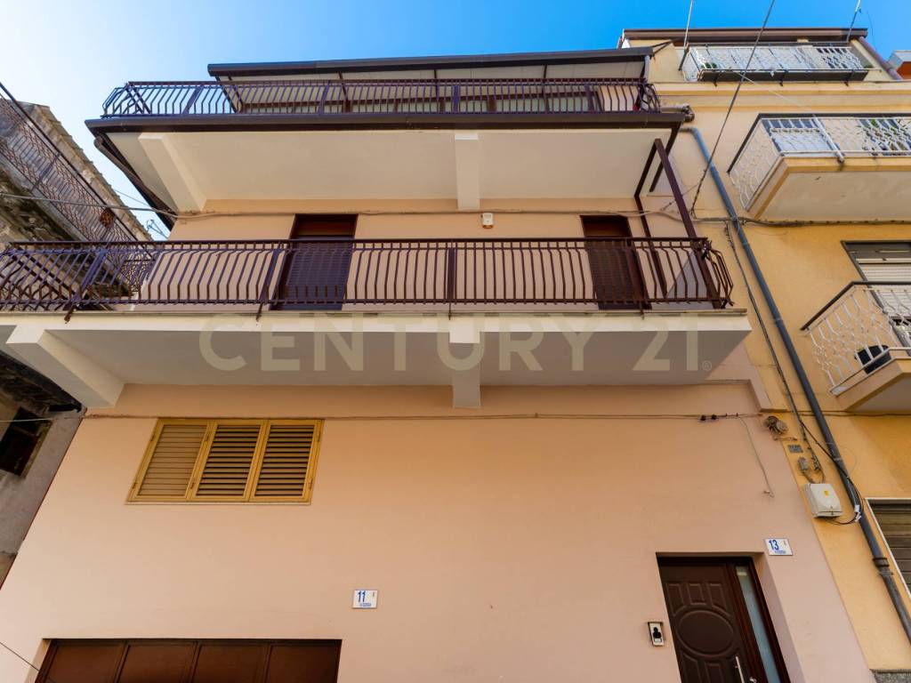 Villa a Motta sant'anastasia in Via Oberdan, 7 - Foto 4