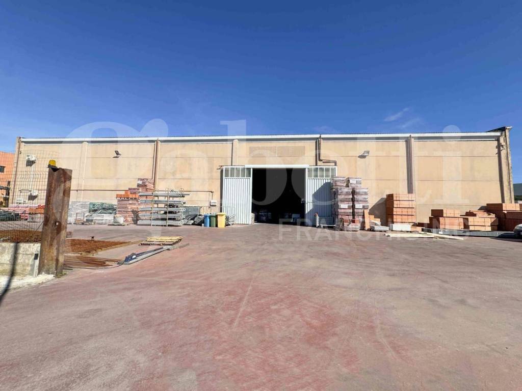 Immobile a Olbia in Via Tunisia - Zona Industriale, 16 - Foto 2