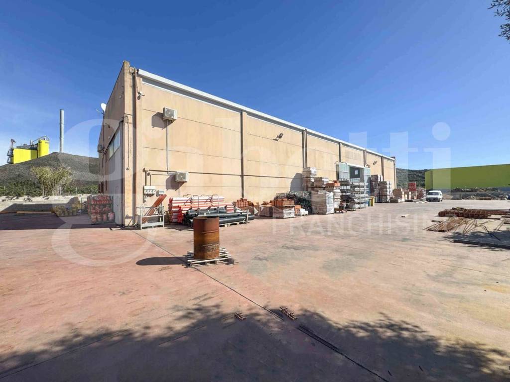 Immobile a Olbia in Via Tunisia - Zona Industriale, 16 - Foto 3