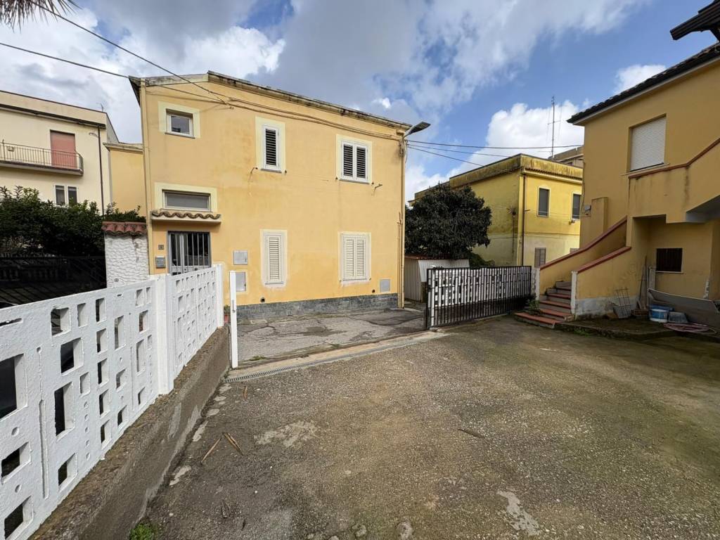 Appartamento a Catanzaro in Via Guglielmo Ranieri, 20 - Foto 2