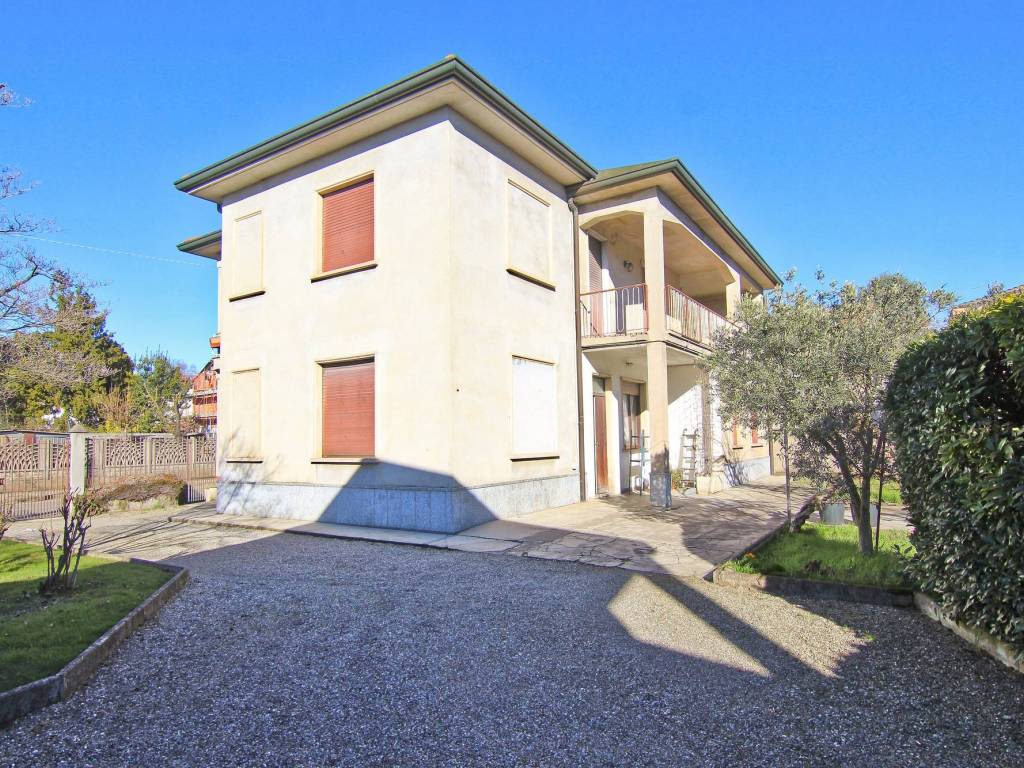 Villa a Cogliate in Via Piave, 110 - Foto 5