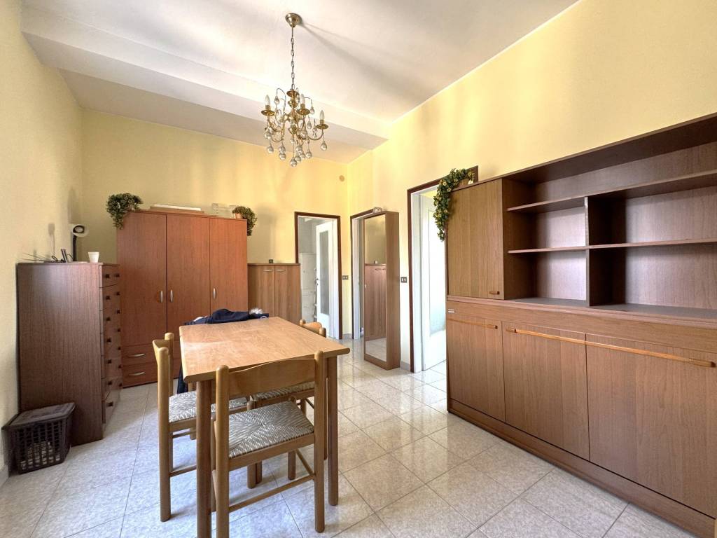 Appartamento a Milano in Via Flumendosa, 10 - Foto 2