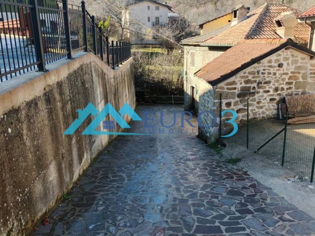 Casa indipendente a Montegallo in Migliarelli - Foto 2