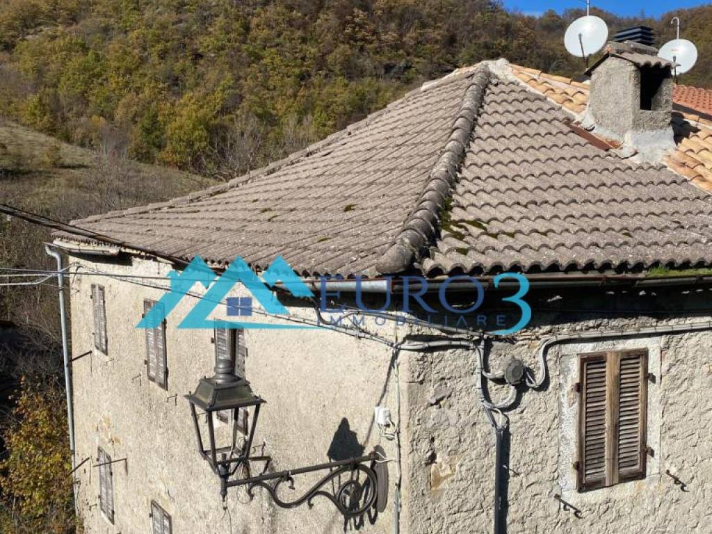 Casa indipendente a Montegallo in Migliarelli - Foto 5