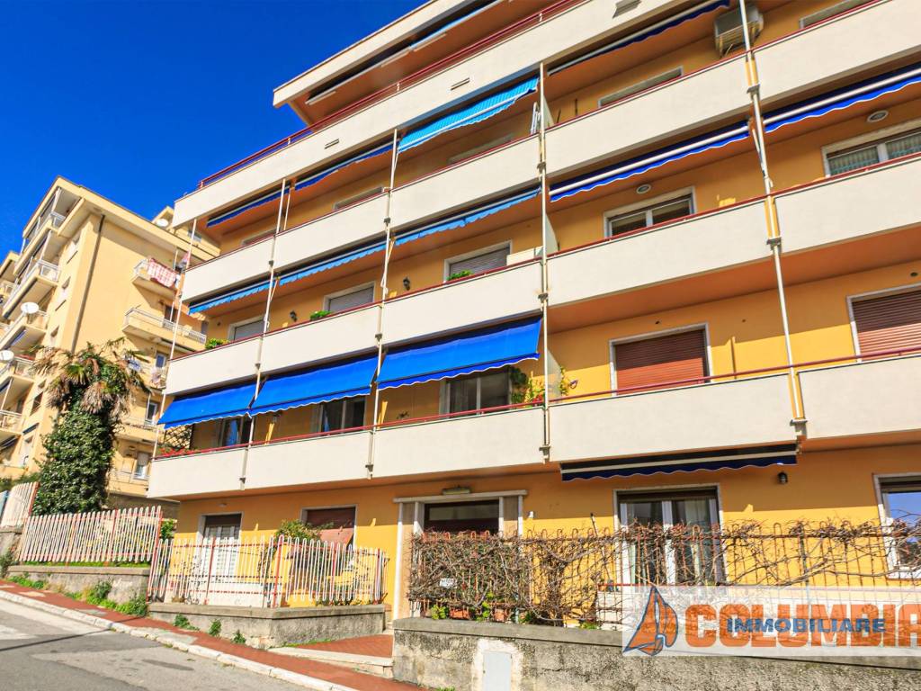 Appartamento a Genova in Via Laviosa, 5 - Foto 3
