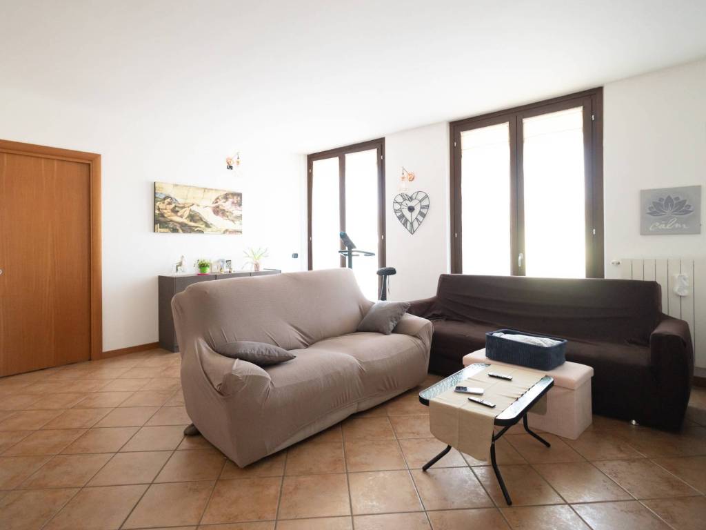 Appartamento a Origgio in Via Udrigium, 15 - Foto 5