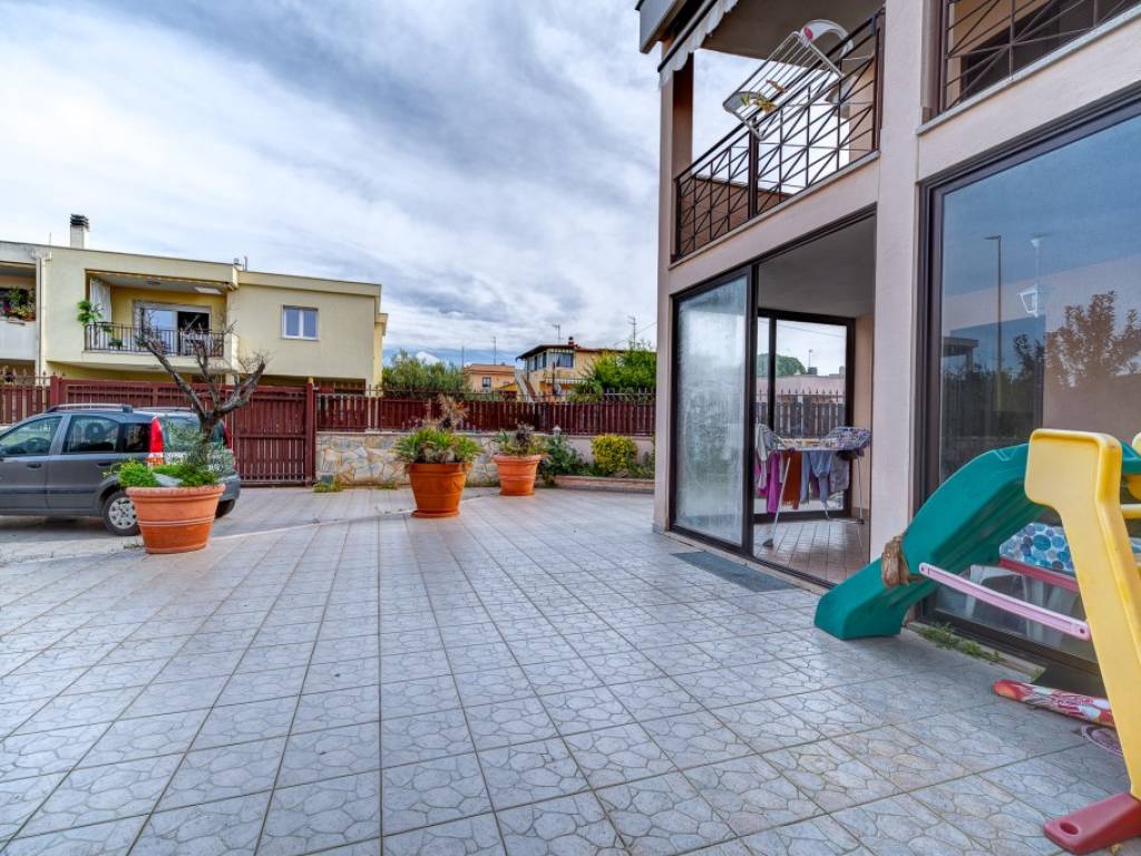 Villetta a schiera a Civitavecchia in Via Giacomo Leopardi - Foto 3