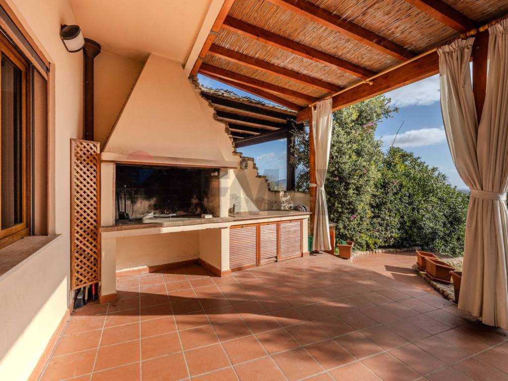 Villetta a schiera a Pula in via Is Molas - Foto 2