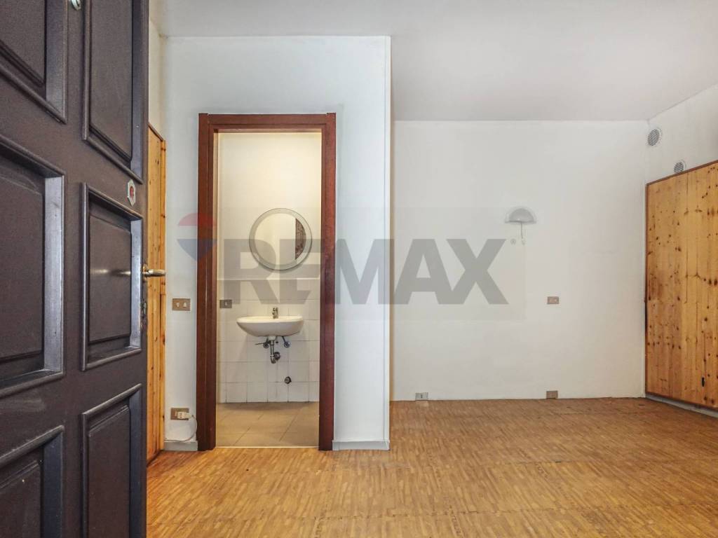 Appartamento a Busto arsizio in VIA CONFALONIERI, 6 - Foto 2