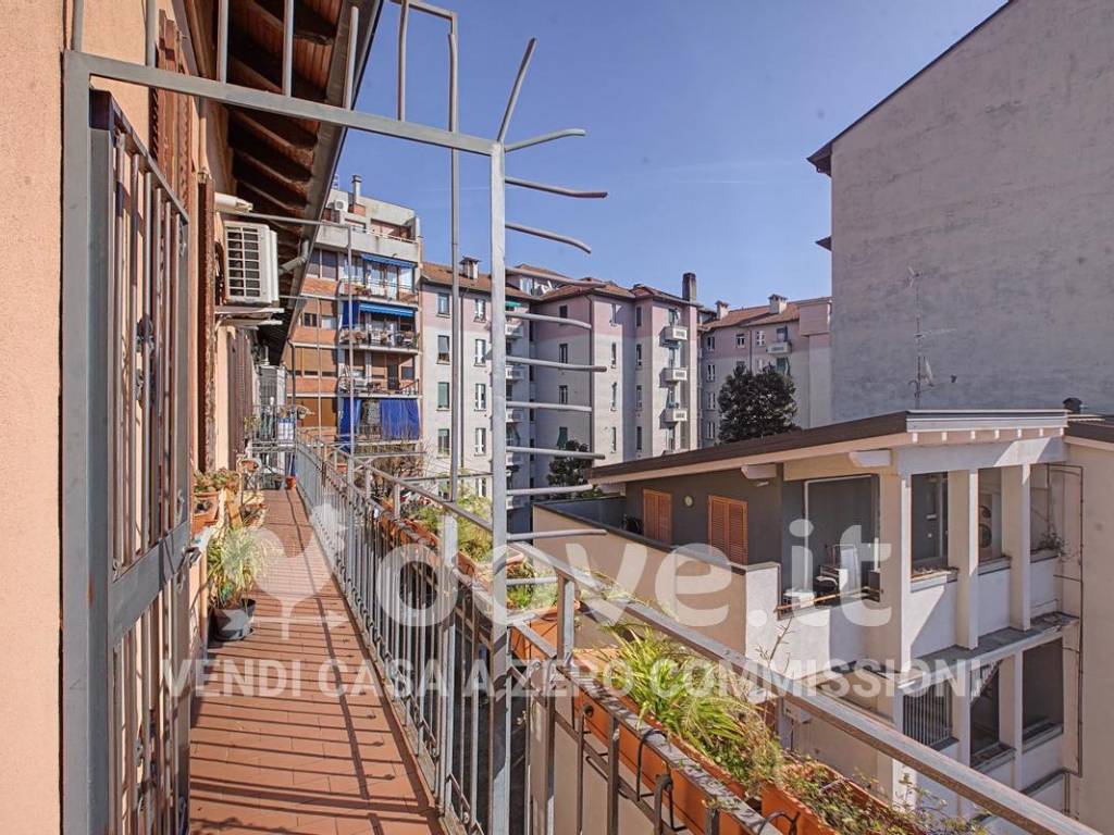 Appartamento a Milano in Via Emilio de Marchi, 46 - Foto 4