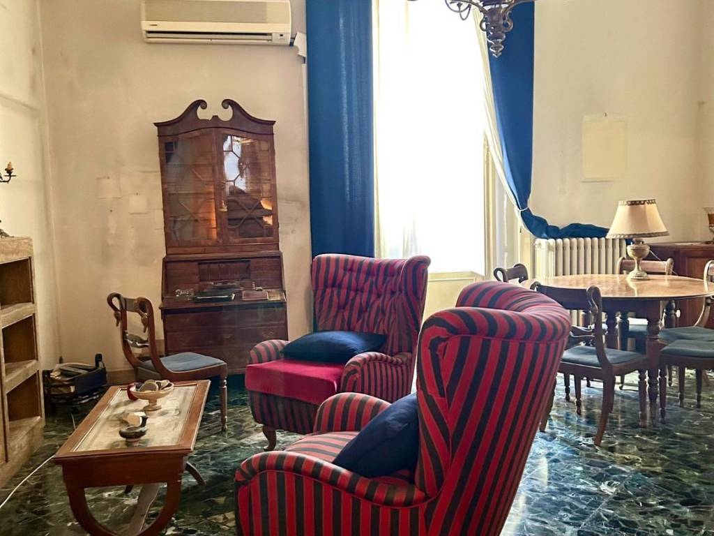 Appartamento a Bari in Via Sparano da Bari - Foto 4