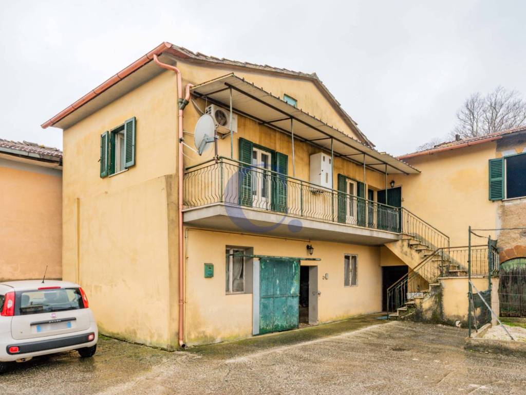 Villa a Artena in Via Giulianello, 110 - Foto 2