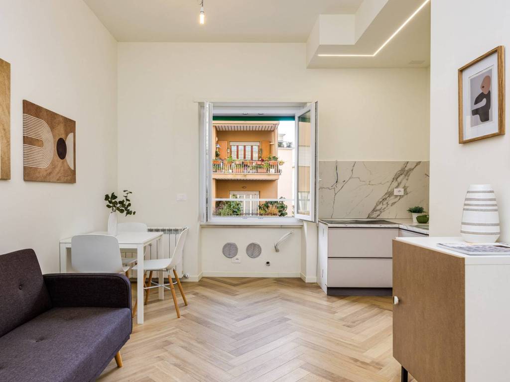 Appartamento a Roma in Via Caulonia, 8 - Foto 2
