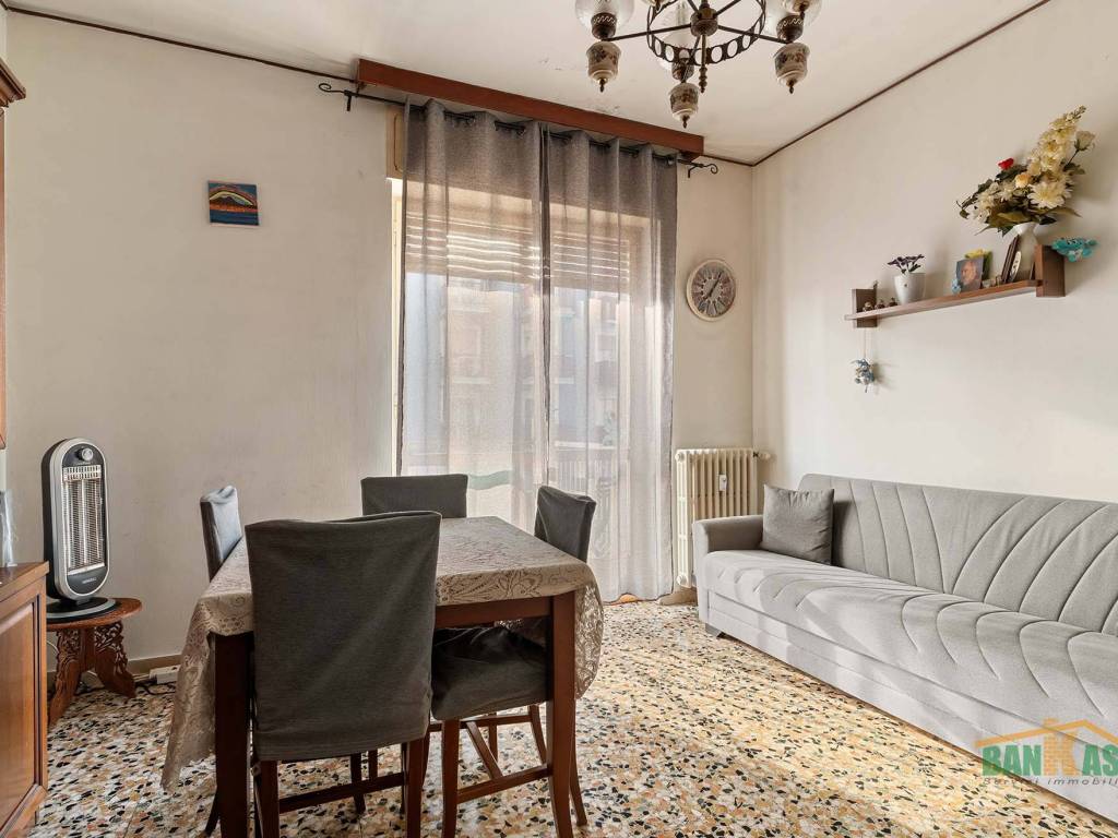 Appartamento a Bresso in Via Edmondo De Amicis, 10 - Foto 5