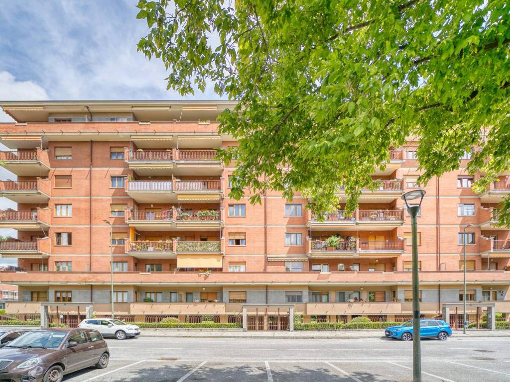 Appartamento a Torino in Corso Gaetano Salvemini, 48 - Foto 2