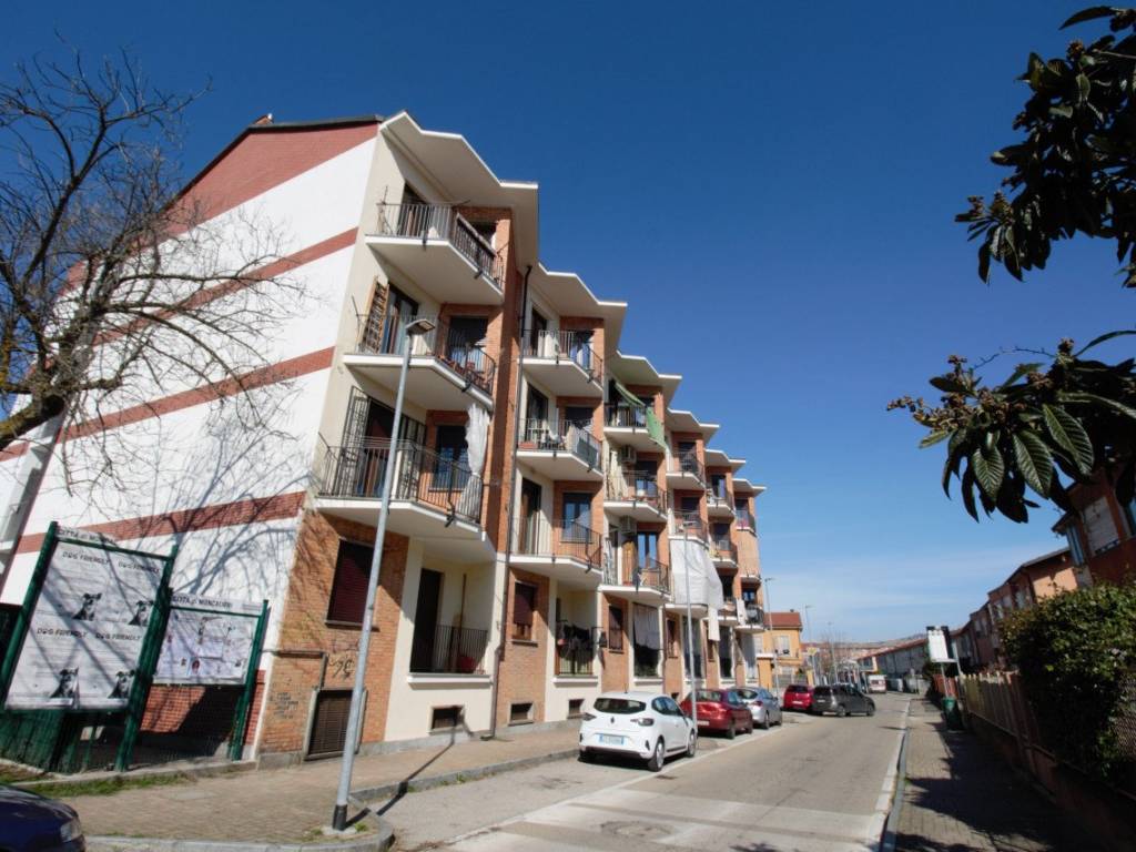 Appartamento a Moncalieri in Via Santa Maria, 82 - Foto 2