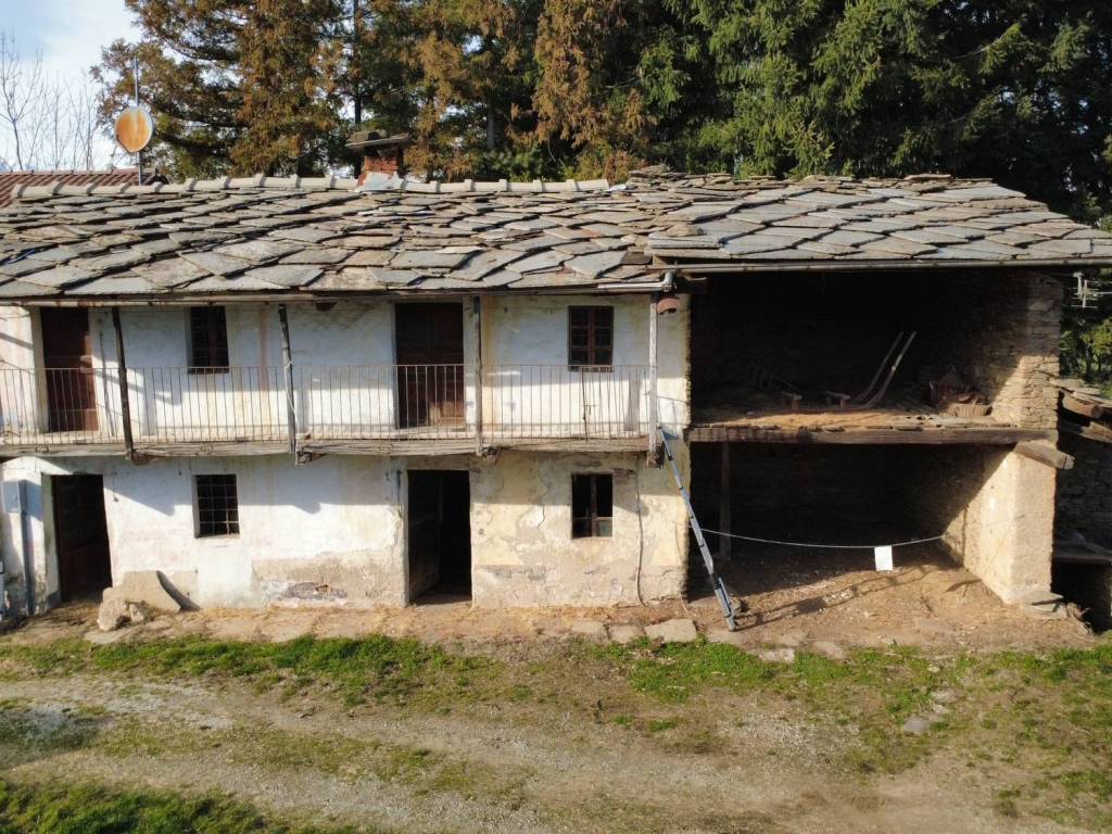 Rustico / casale a Bagnolo piemonte in Via Bergera, 38 - Foto 2