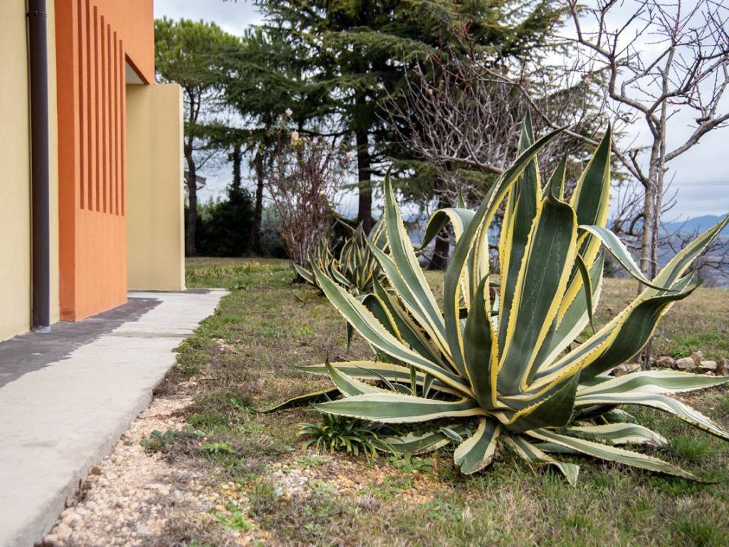 Villa a Mezzane di sotto in via antonio della torre - Foto 4