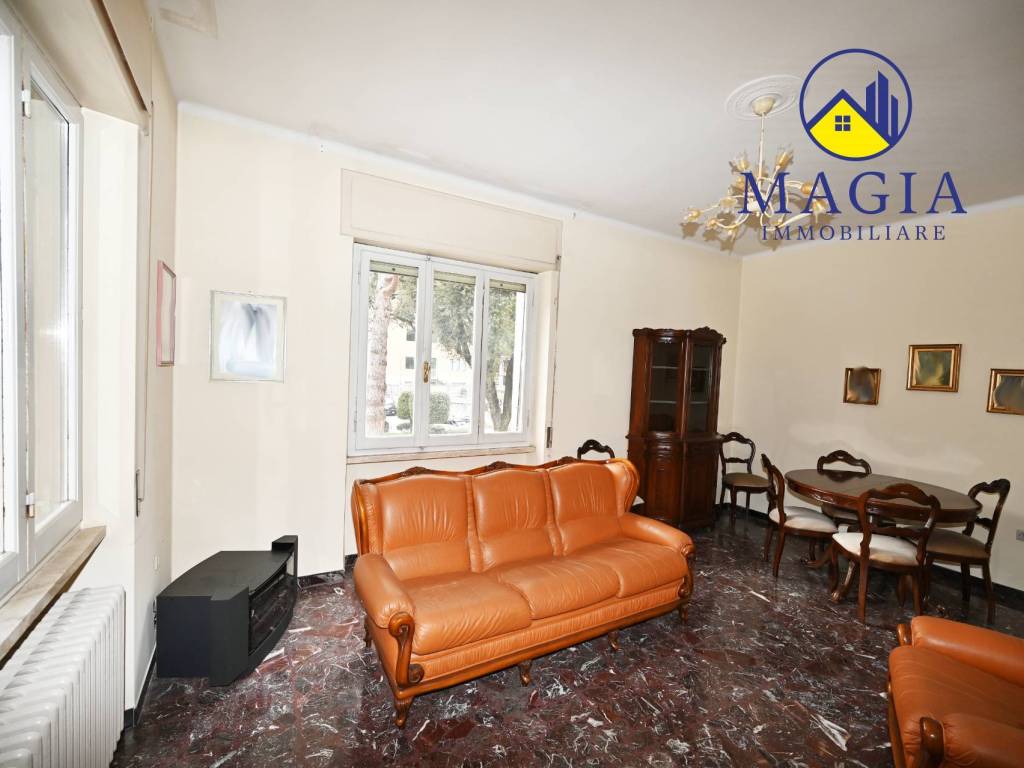 Appartamento a Ascoli piceno in VIA ANCONA, 9 - Foto 3